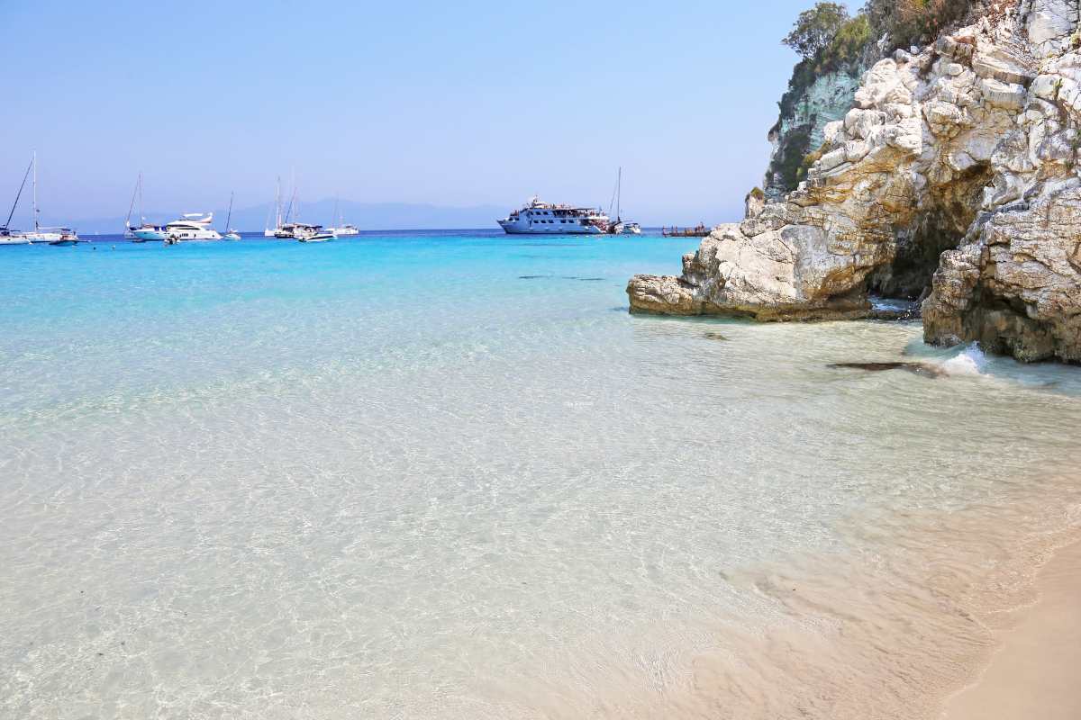 Voutoumi beach