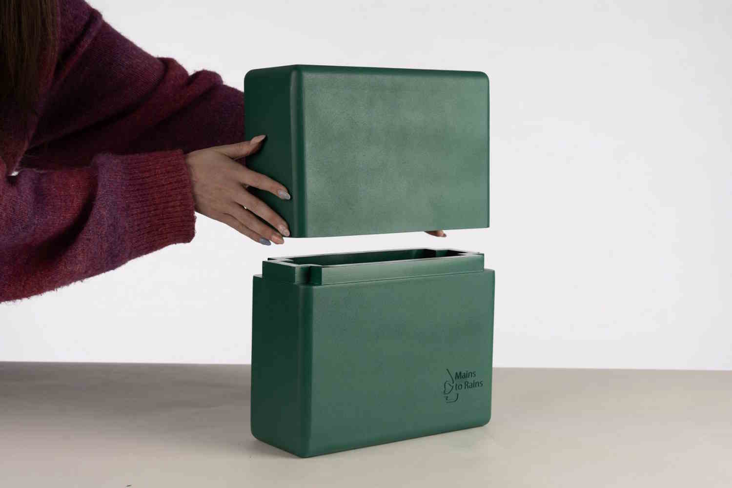 toilet-invention that turn rain into flush