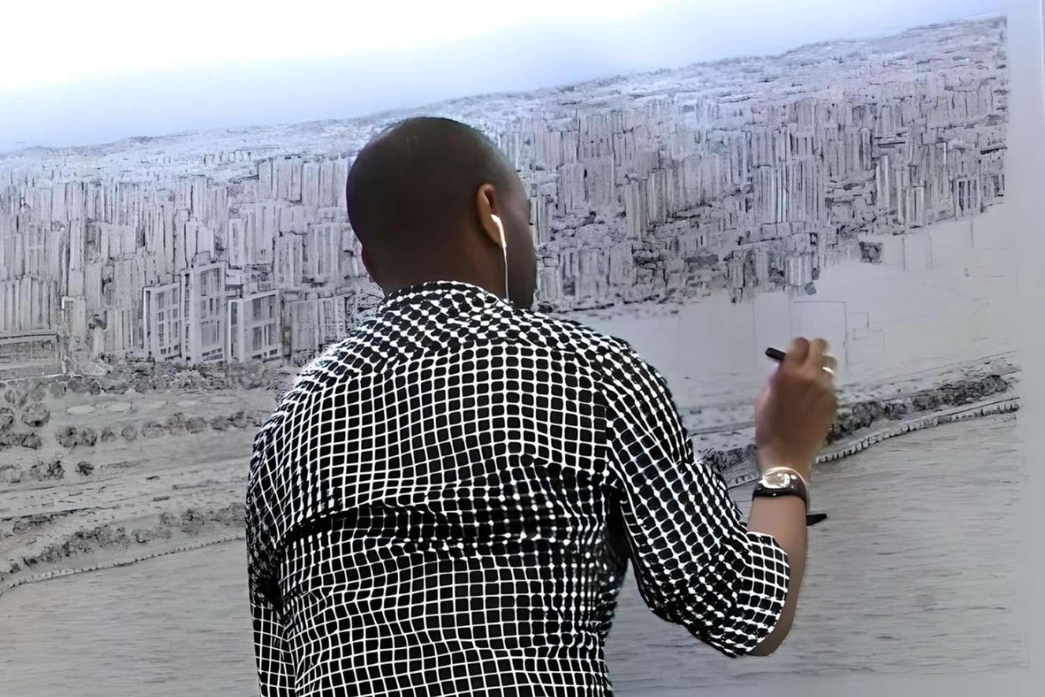 Autistic artist draws city skylines from memory with stunning accuracy: breathtaking results