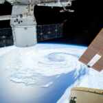 Earth's seasons no longer synchronized: hidden chaos revealed by satellites